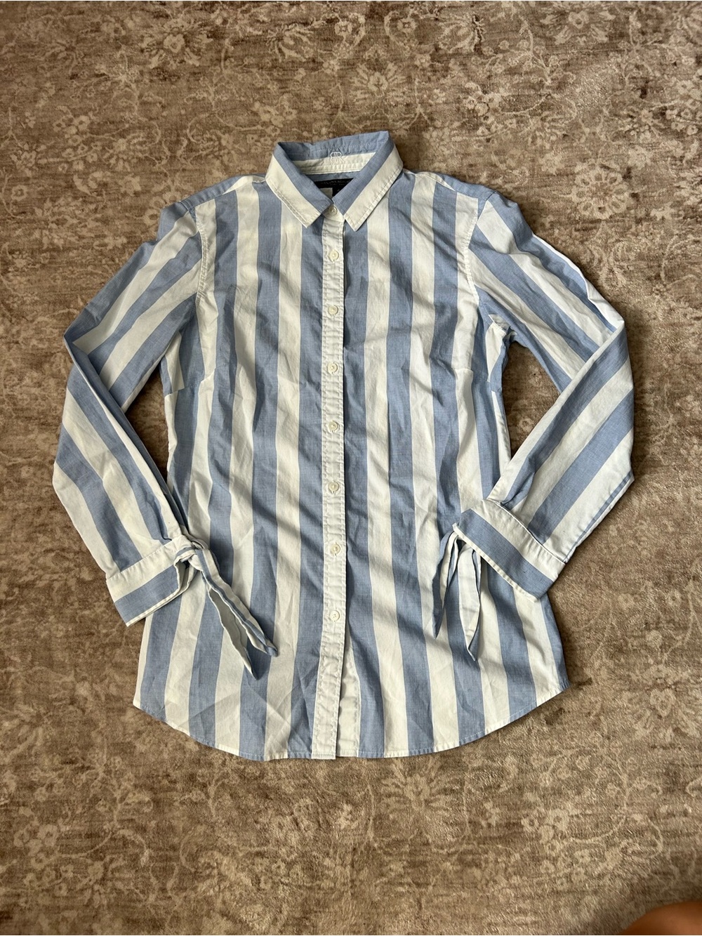 Banana Republic Light Blue and White Vertical Stripe Button-Down Shirt